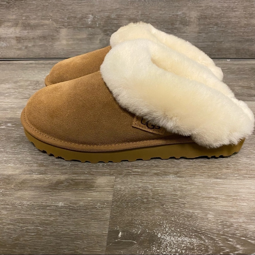 UGG |  Cluggette Fur Lined Slippers In Chestnut NEW In Box - Picture 4 of 12